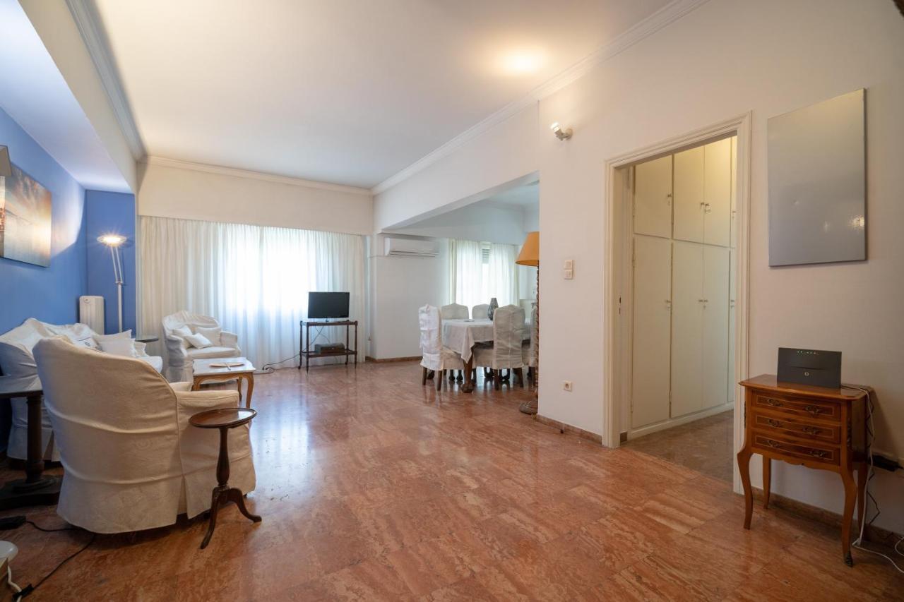 Larissa Station Metro St. 2 Bedrooms 3 Pers. Flat Athen Exterior foto
