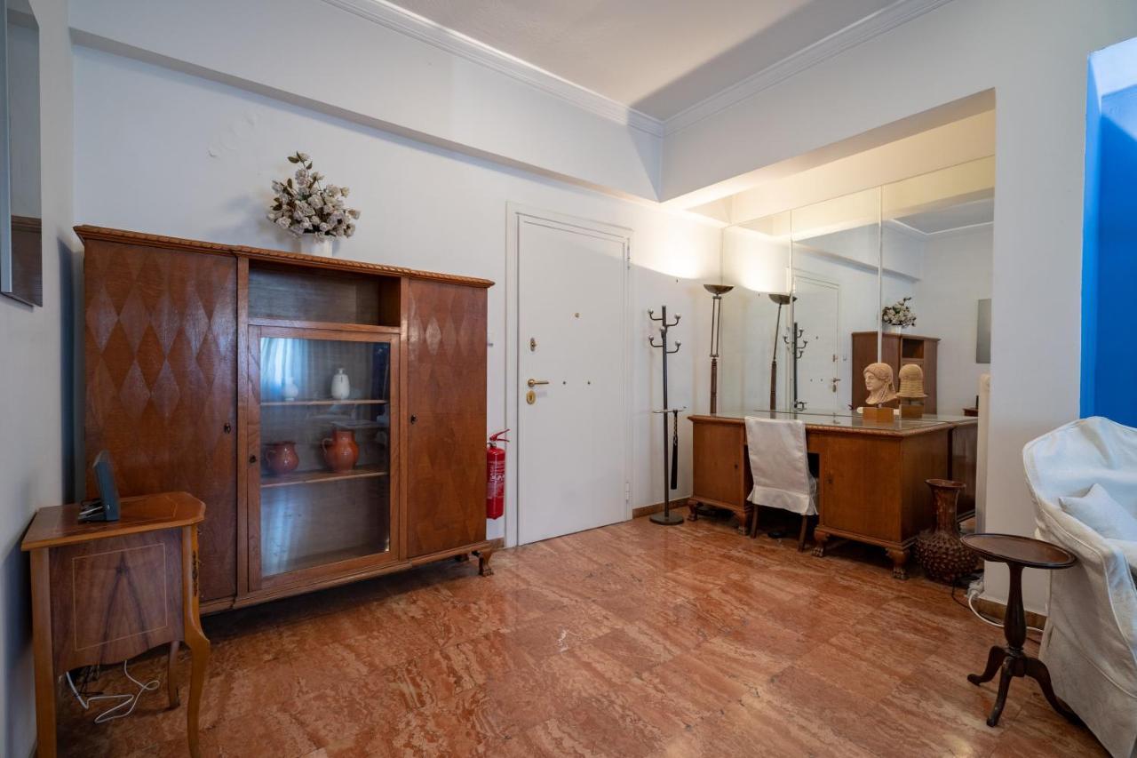 Larissa Station Metro St. 2 Bedrooms 3 Pers. Flat Athen Exterior foto