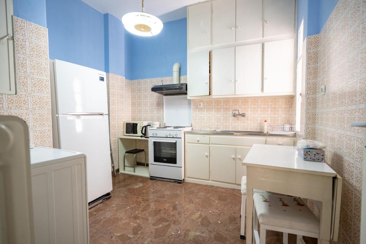 Larissa Station Metro St. 2 Bedrooms 3 Pers. Flat Athen Exterior foto